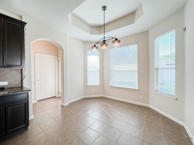 Building Photo - 921 Heritage Springs Trail