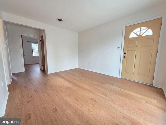 Building Photo - 615 Wallerson Rd