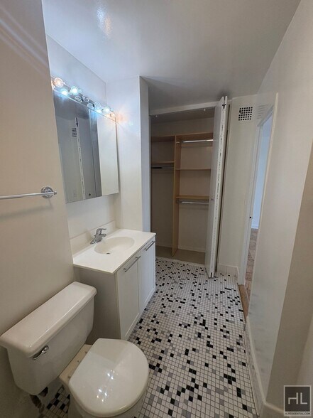 Building Photo - EAST 36 STREET