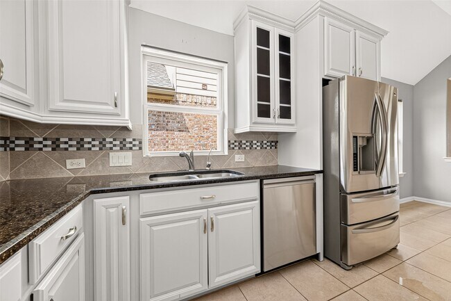 Building Photo - 20234 Fossil Valley Ln
