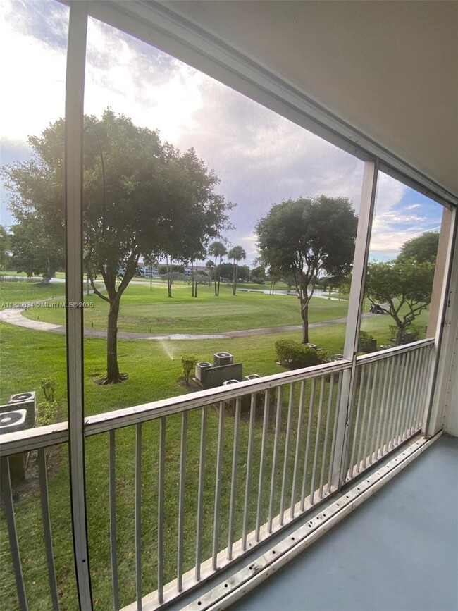 Primary Photo - 850 SW 133rd Terrace