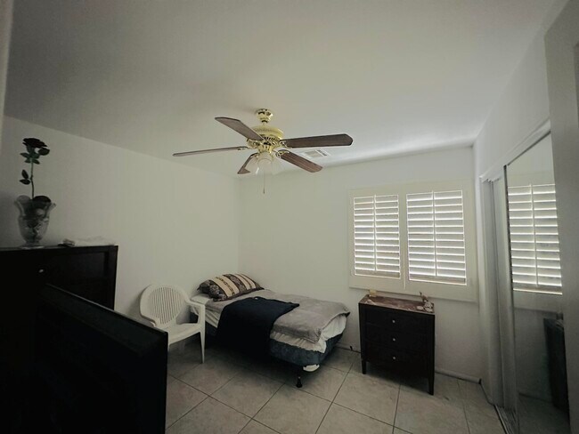 Building Photo - 31675 Victor Rd