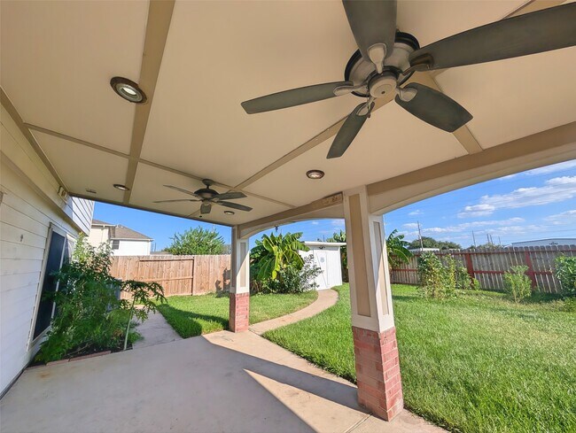 Building Photo - 18119 Sweet Juniper Ln