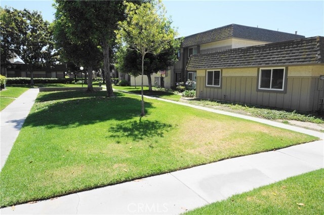 Building Photo - 2015 E Saddlewood Ln