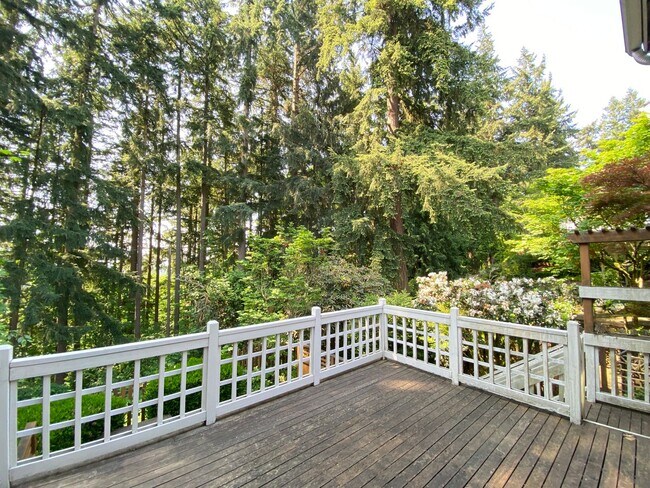 Building Photo - 18139 NE 99th Way