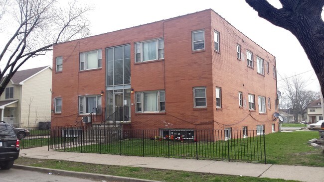 Building Photo - 1043 21st St