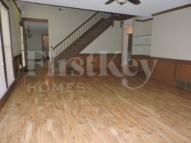 Building Photo - 2056 Kingsrow Pkwy