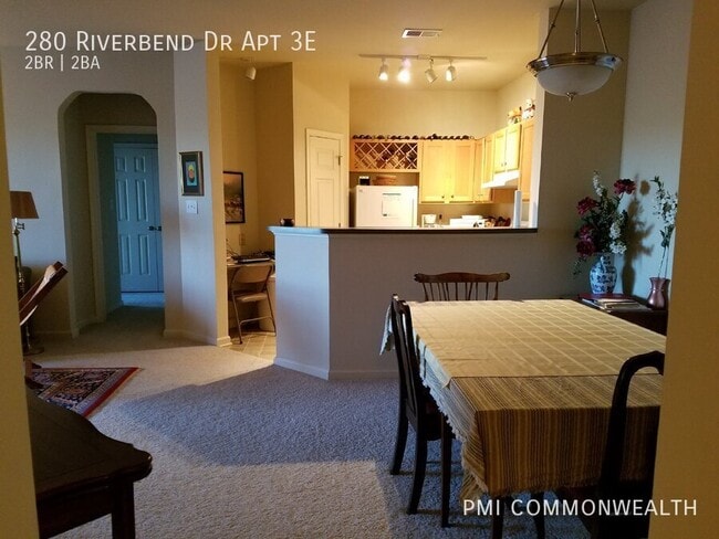 Building Photo - 280 Riverbend Dr