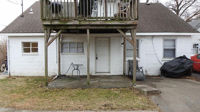 Building Photo - 700 S Hawthorne, #B
