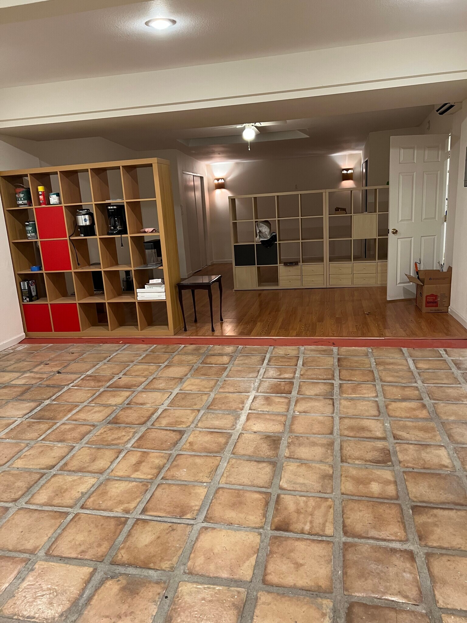 Building Photo - 1124 Hi Point St