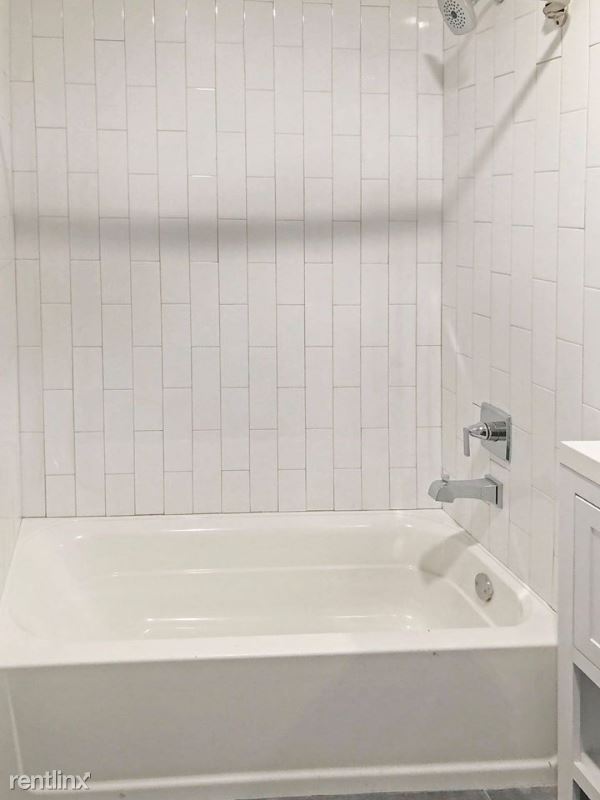 Building Photo - 2 br, 1 bath Condo - 100 Carroll St