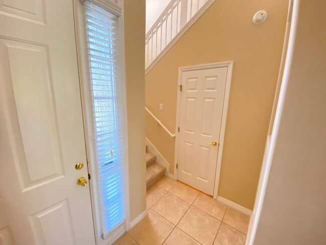 Building Photo - 519 Terrace Spring Dr