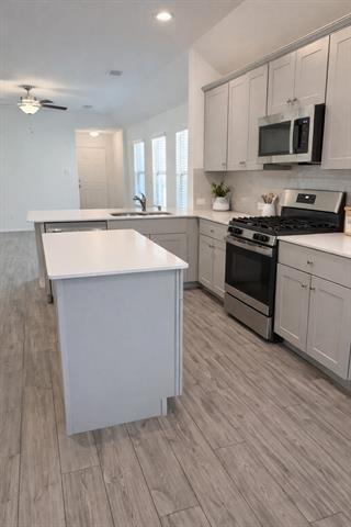 Building Photo - 2332 Rosaline Dr