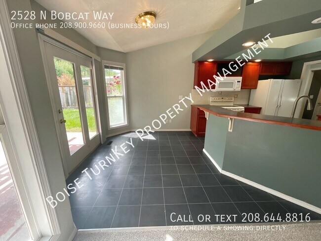 Building Photo - 2528 N Bobcat Way
