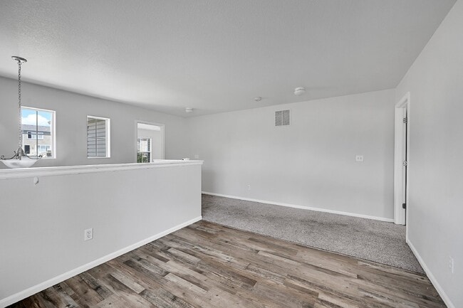 Building Photo - $1,850.00 - 2 Bedrooms, 2.5 Bathrooms Town...