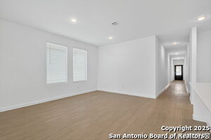 Building Photo - 3513 scooter