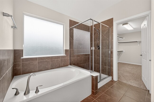 Building Photo - 19711 Kinsington Briar Ln