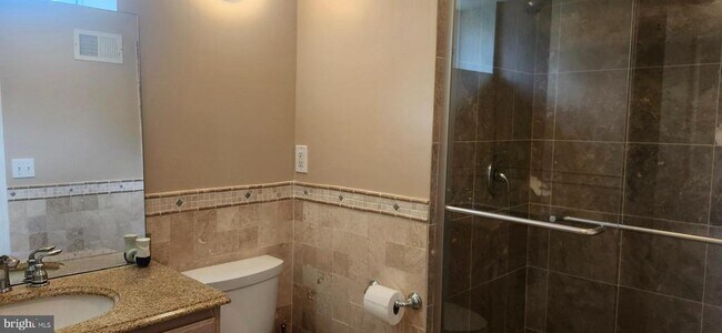 Building Photo - 2 Marchesi Dr