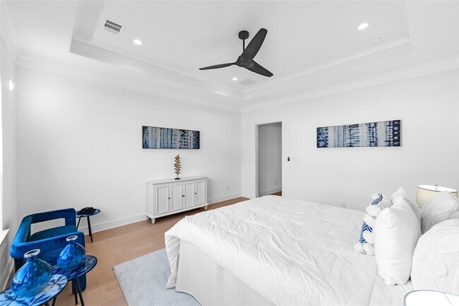 Building Photo - 10437 Milkweed Ct