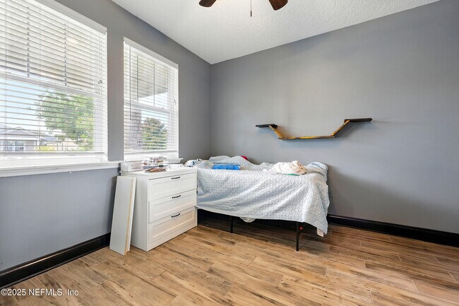 Building Photo - 474 Convex Ln