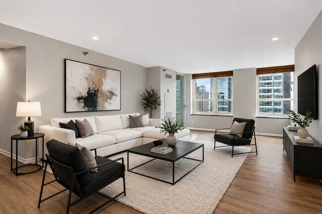 Building Photo - 345 N La Salle Dr
