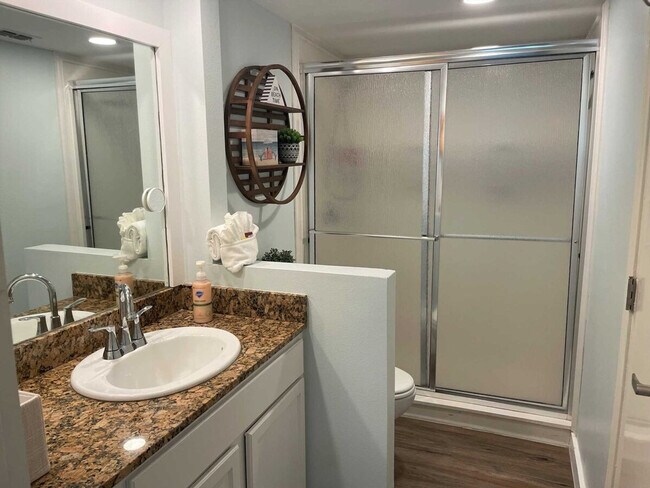 Building Photo - 200 Padre Blvd