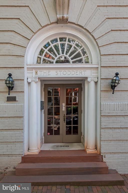 Building Photo - 298 Q St NW