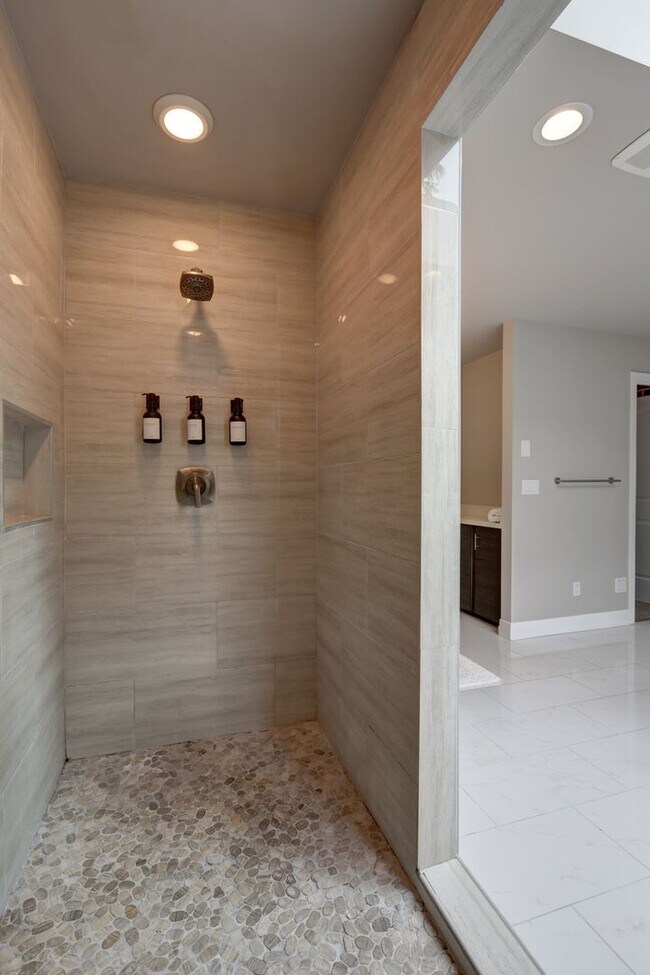 Building Photo - Where Architecture Meets Nature – Private Mercer Island Gem