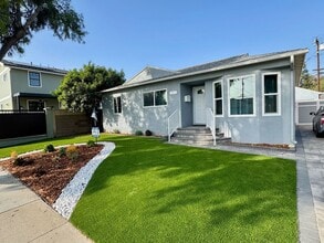 Building Photo - **COMING SOON**  CHARMING LAKEWOOD HOME!