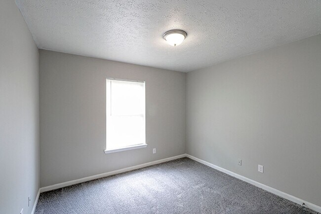 Building Photo - 8508 Standing Oak Dr