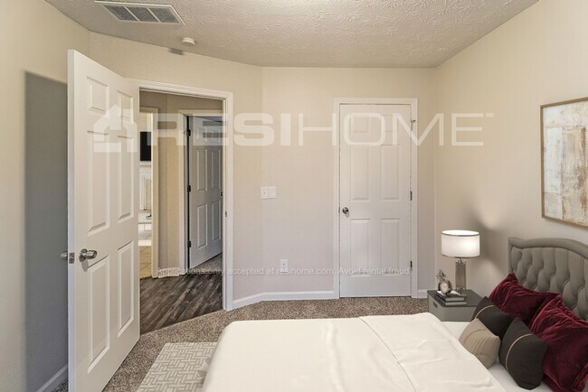 Building Photo - 540 Mountainview Dr