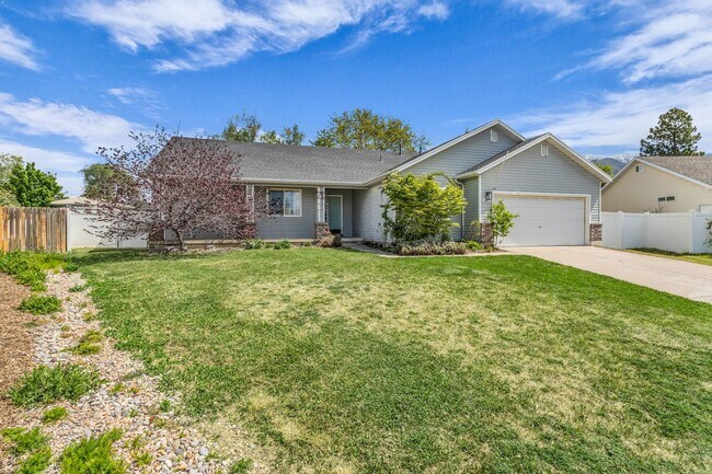 Building Photo - Charming Kaysville Home in Quiet Cul-de-Sac Near Trails
