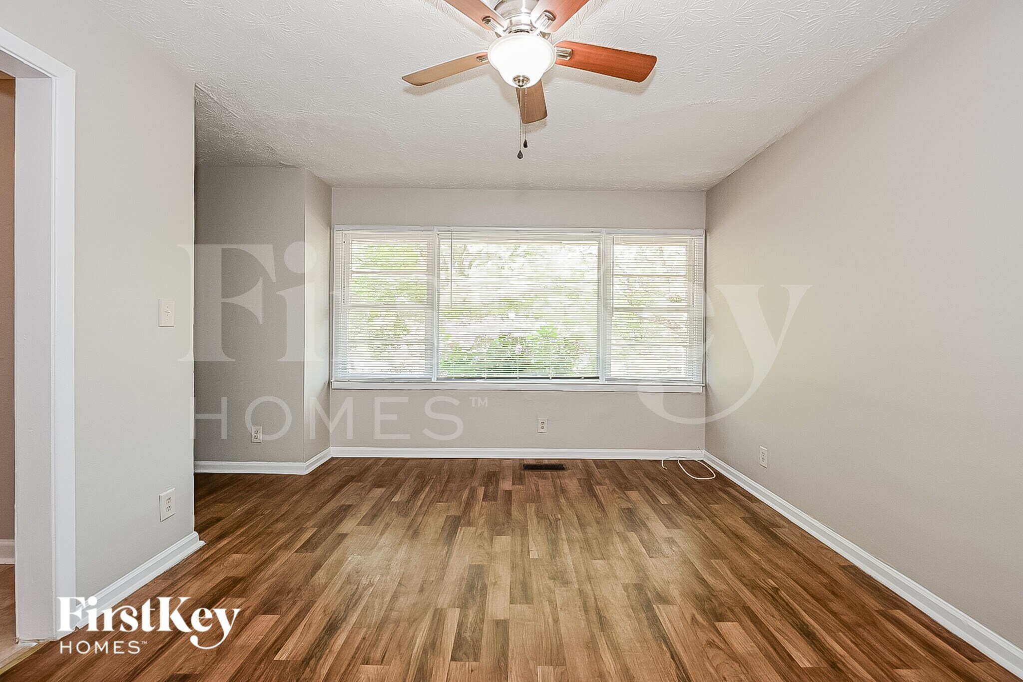 Building Photo - 5632 Cypress Dr