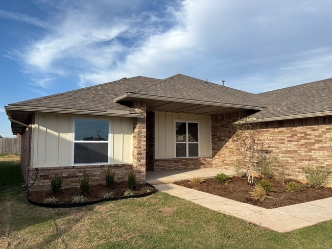 Building Photo - Beautiful New Home!