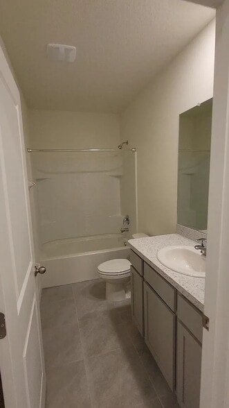 Building Photo - 34328 Redwood Dawn Ln
