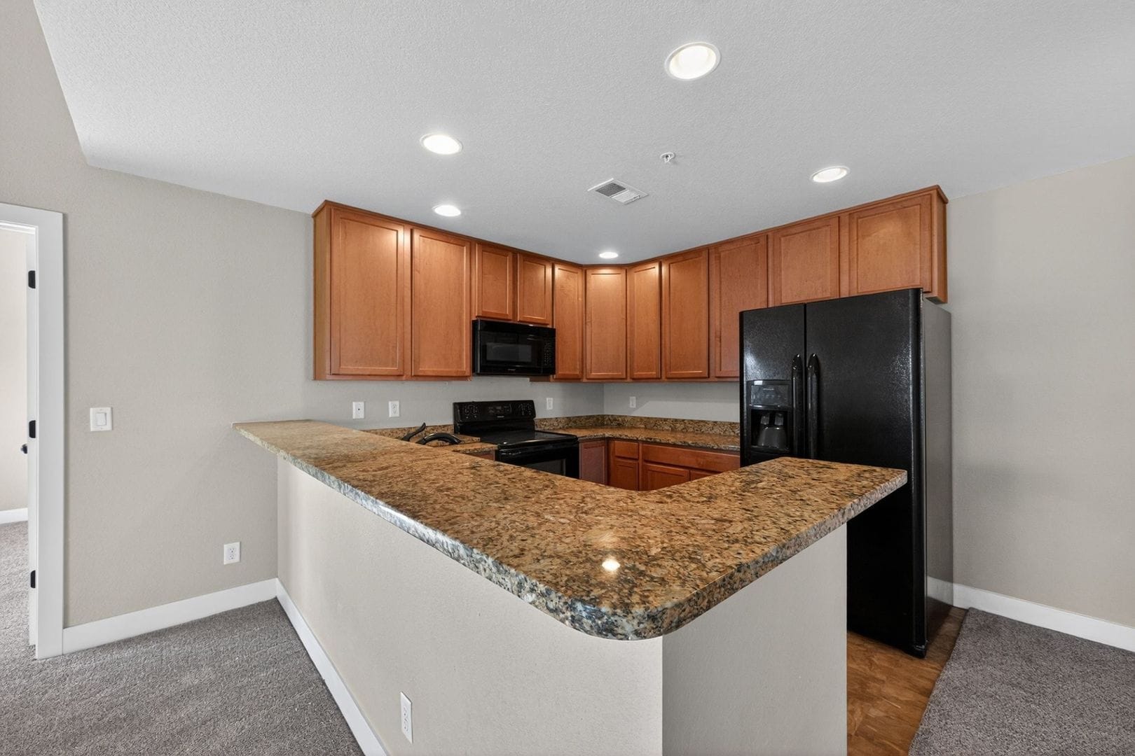 Building Photo - 4955 Hahns Peak Dr