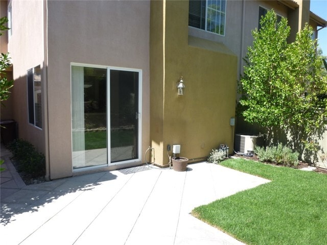 Building Photo - 141 Trofello Ln