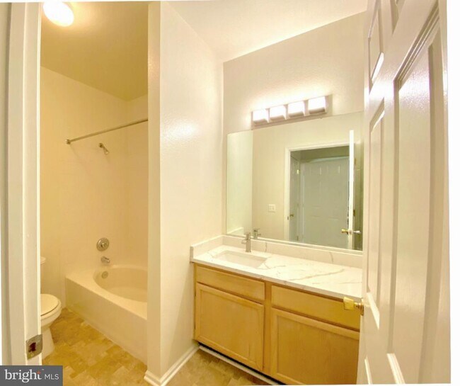 Building Photo - 1580 Spring Gate Dr.