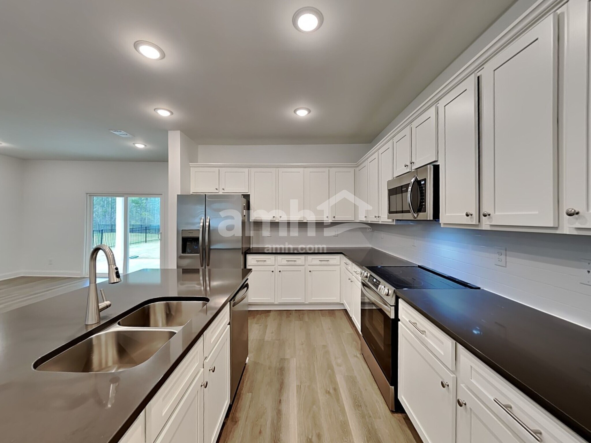 Building Photo - 228 Sapling Way