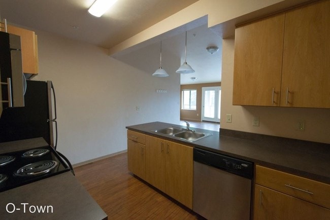 Building Photo - 1777 Patterson St