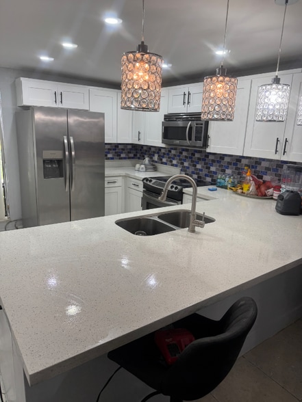 Primary Photo - 11850 SW 13th Ct
