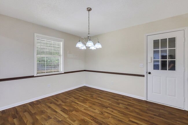 Building Photo - 110 Flat Shoal Ln