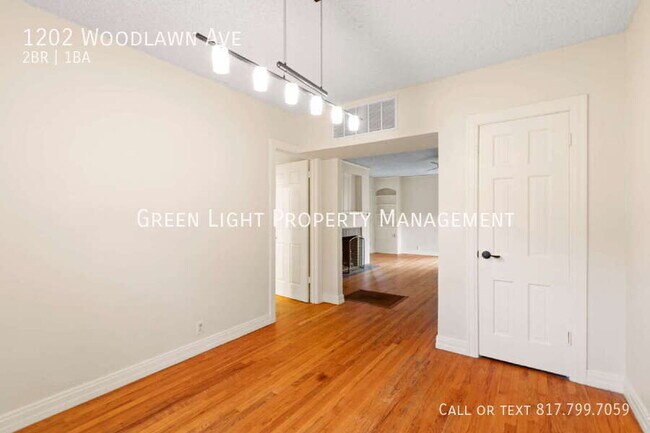 Building Photo - 1202 Woodlawn Ave