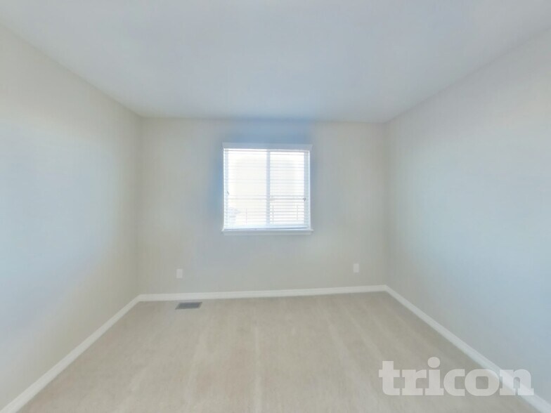 Building Photo - 6201 Anders Ridge Ln