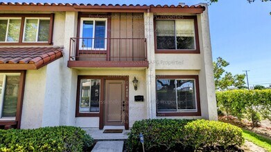 Building Photo - 4800 Daroca Way