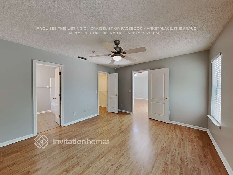 Building Photo - 3852 Autumn Leaf Ct