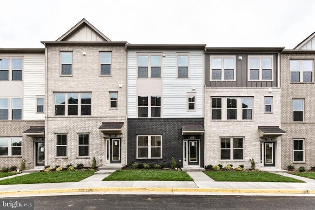 Building Photo - 43796 Mystic Maroon Ter