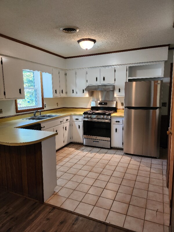 Building Photo - 21244 Loller Ln