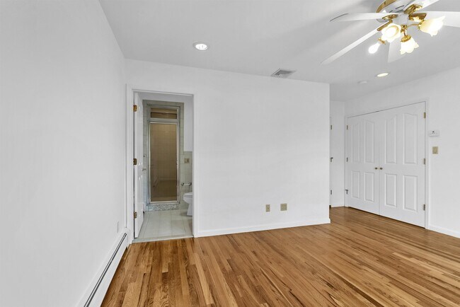 Building Photo - 234 Cliff St