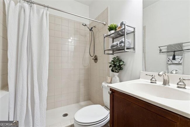 Building Photo - 1071 Pearl